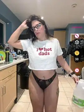 Snapshot of IvyBelleMilf chatting on 05/12/26, 09:12 IvyBelleMilf online show from 05/12/26, 09:12