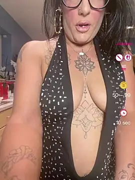 Snapshot of IvyBelleMilf chatting on 06/28/26, 08:59 IvyBelleMilf online show from 06/28/26, 08:59