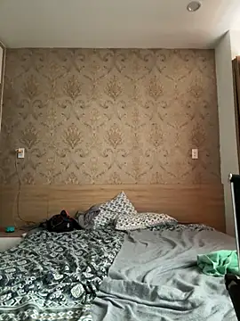 Snapshot of Alice_9999 chatting on 03/29/26, 09:42 Alice 9999 online show from 03/29/26, 09:42