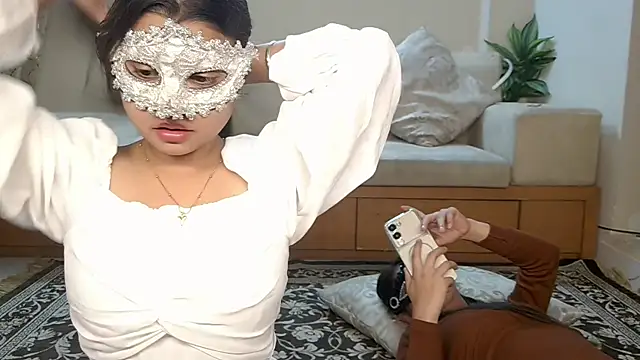 Snapshot of AvanYa_1 chatting on 06/27/26, 06:07 AvanYa 1 online show from 06/27/26, 06:07