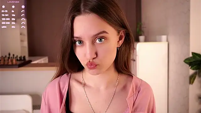 Snapshot of sinfulThea chatting on 04/22/26, 12:07 sinfulThea online show from 04/22/26, 12:07