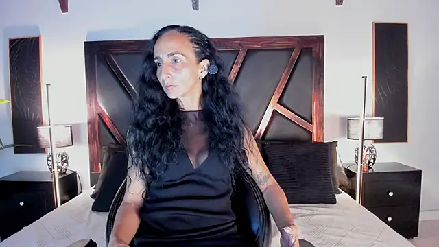 SamanttaLopez online show from 04/10/26, 01:05