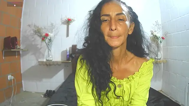 SamanttaLopez online show from 05/08/26, 12:27