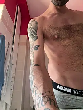 Snapshot of Dachialo chatting on 04/14/26, 11:16 Dachialo online show from 04/14/26, 11:16