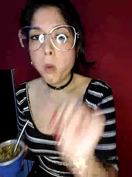 Steffanny2026 online show from 04/11/26, 10:36