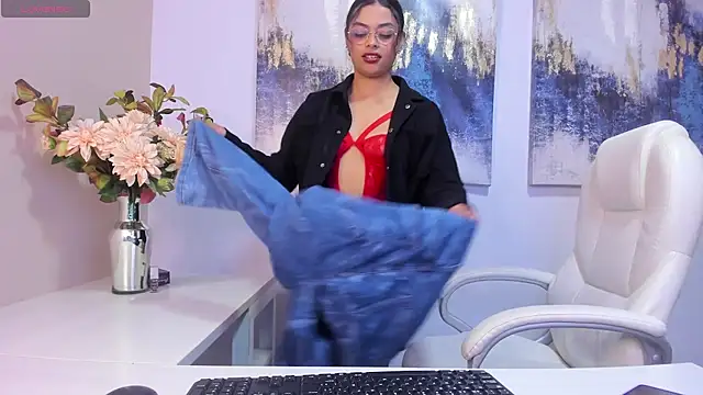 scarlett  2 online show from 04/02/26, 02:58