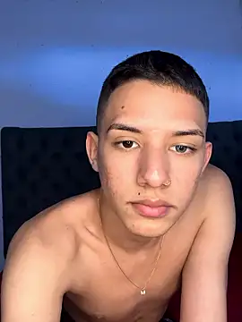 im Maikil online show from 05/12/26, 07:11