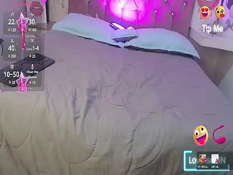 Snapshot of Renata_Valentina chatting on 05/04/26, 11:17 Renata Valentina online show from 05/04/26, 11:17