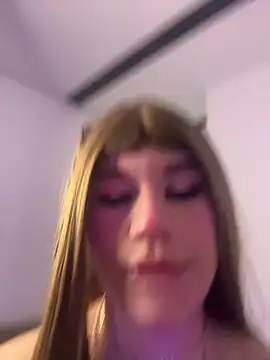 Snapshot of Cata_deoun chatting on 04/16/26, 03:07 Cata deoun online show from 04/16/26, 03:07