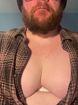 hugemanbreasts online show from 03/29/26, 02:55