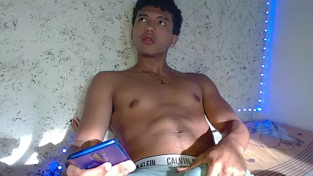 tonydesire  online show from 04/15/26, 09:59