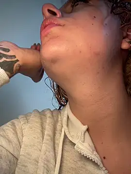 Amber-fire online show from 05/23/26, 06:01
