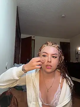 Amber-fire online show from 05/24/26, 07:41