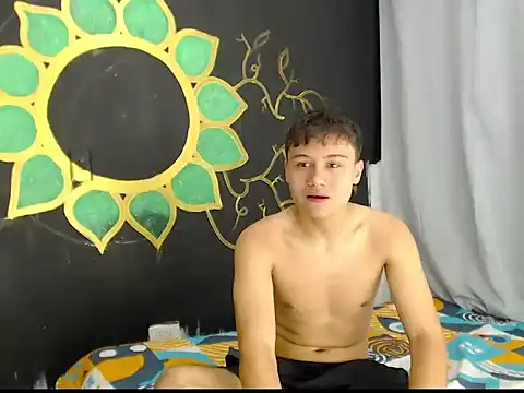 Boy Lovely18 online show from 03/29/26, 05:07