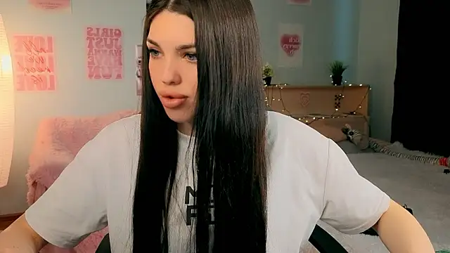 Snapshot of molly_rettyy chatting on 03/30/26, 04:46 molly rettyy online show from 03/30/26, 04:46