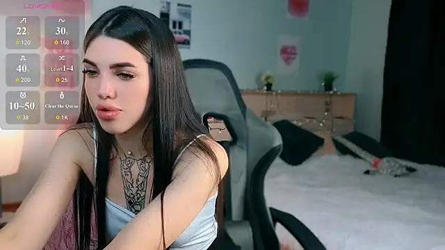 molly rettyy online show from 06/20/26, 03:53
