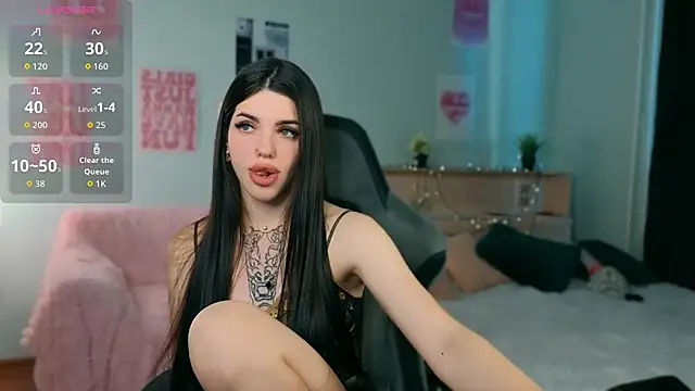 molly rettyy online show from 06/24/26, 04:00