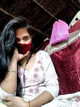 Snapshot of Pihu- chatting on 05/04/26, 02:18 Pihu- online show from 05/04/26, 02:18