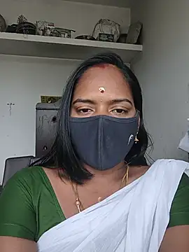 Snapshot of Tamil_Sangeetha chatting on 05/29/26, 05:38 Tamil Sangeetha online show from 05/29/26, 05:38