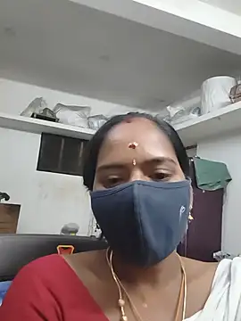 Snapshot of Tamil_Sangeetha chatting on 06/16/26, 11:29 Tamil Sangeetha online show from 06/16/26, 11:29