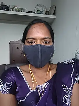 Snapshot of Tamil_Sangeetha chatting on 06/19/26, 01:10 Tamil Sangeetha online show from 06/19/26, 01:10