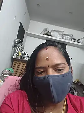 Snapshot of Tamil_Sangeetha chatting on 06/19/26, 11:52 Tamil Sangeetha online show from 06/19/26, 11:52