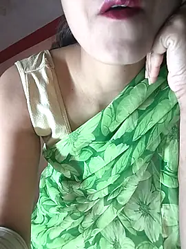 Snapshot of Curvy_Sanaya chatting on 04/22/26, 07:26 Curvy Sanaya online show from 04/22/26, 07:26