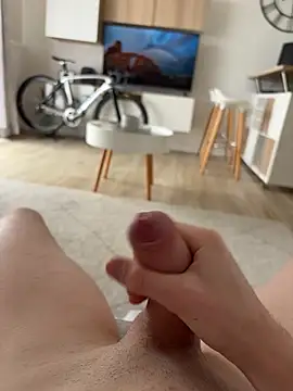 Snapshot of Cobra2007 chatting on 03/29/26, 11:32 Cobra2007 online show from 03/29/26, 11:32