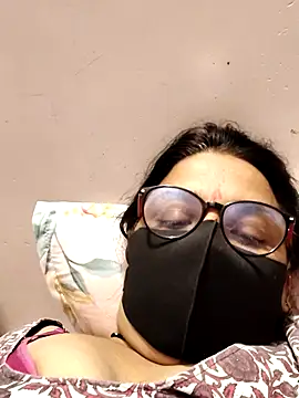 Snapshot of purvi46 chatting on 04/01/26, 08:04 purvi46 online show from 04/01/26, 08:04