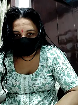 Snapshot of purvi46 chatting on 04/10/26, 05:45 purvi46 online show from 04/10/26, 05:45