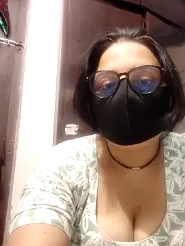 Snapshot of purvi46 chatting on 04/10/26, 05:50 purvi46 online show from 04/10/26, 05:50