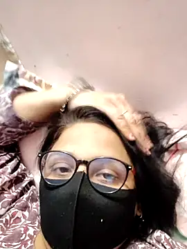 Snapshot of purvi46 chatting on 04/25/26, 05:10 purvi46 online show from 04/25/26, 05:10