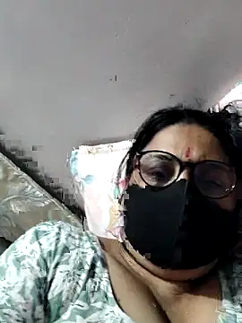 Snapshot of purvi46 chatting on 06/01/26, 05:31 purvi46 online show from 06/01/26, 05:31