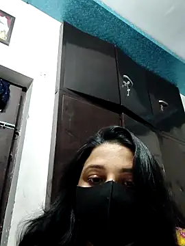 Snapshot of purvi46 chatting on 06/06/26, 04:33 purvi46 online show from 06/06/26, 04:33