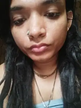 Snapshot of SweetTsAngel chatting on 05/19/26, 01:56 SweetTsAngel online show from 05/19/26, 01:56