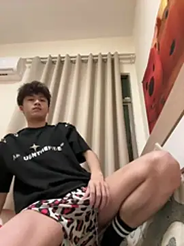 Snapshot of sexyboy-3525 chatting on 06/24/26, 03:22 sexyboy-3525 online show from 06/24/26, 03:22