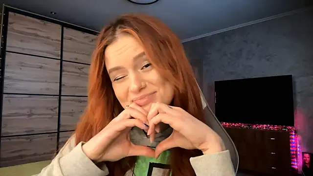 FoxyEmma online show from 04/05/26, 03:09