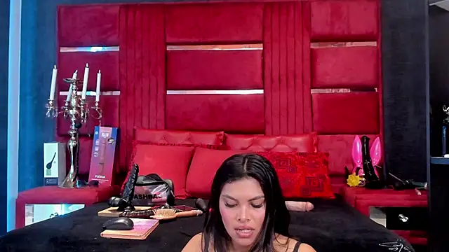Snapshot of Marcebetancurt chatting on 05/15/26, 08:05 Marcebetancurt online show from 05/15/26, 08:05
