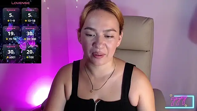 Snapshot of Carolina_2403 chatting on 05/03/26, 08:48 Carolina 2403 online show from 05/03/26, 08:48