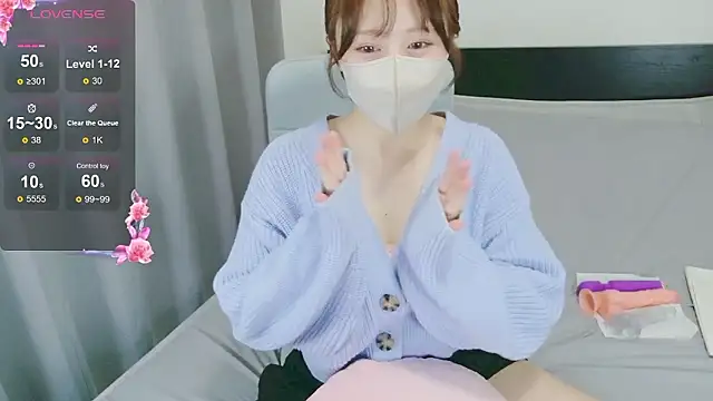 Snapshot of niko_1012 chatting on 04/02/26, 12:41 niko 1012 online show from 04/02/26, 12:41