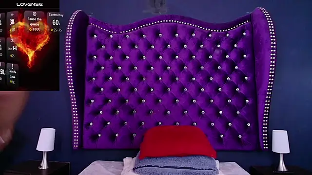 Snapshot of MistressNyx_ chatting on 04/09/26, 01:05 MistressNyx online show from 04/09/26, 01:05