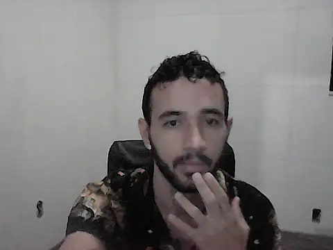NoxxVx online show from 05/06/26, 01:14