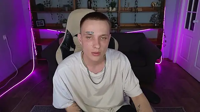 Snapshot of Dreamkai chatting on 04/05/26, 08:33 Dreamkai online show from 04/05/26, 08:33