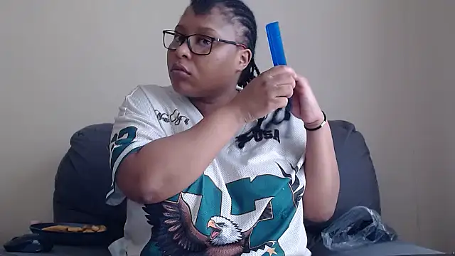 xxZoeyx online show from 11/04/25, 06:34