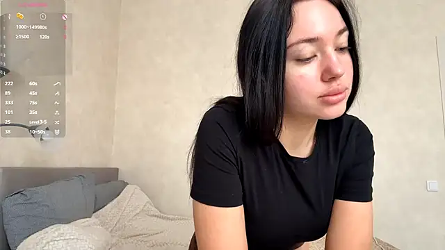 Snapshot of LilyVirelle chatting on 04/14/26, 08:20 LilyVirelle online show from 04/14/26, 08:20