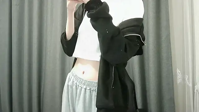 Snapshot of RubyBooby chatting on 04/19/26, 06:10 RubyBooby online show from 04/19/26, 06:10