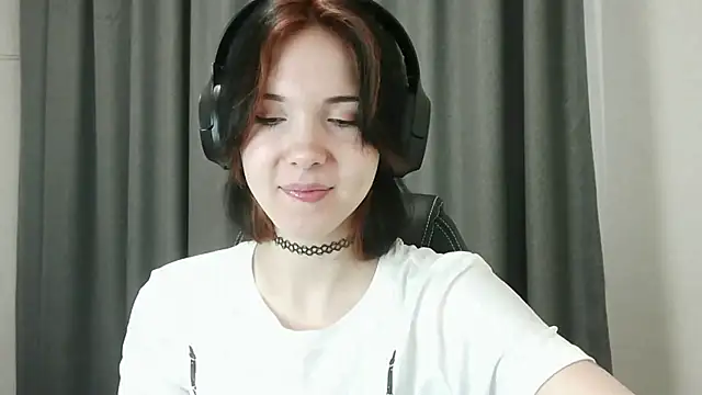 Snapshot of RubyBooby chatting on 05/13/26, 04:26 RubyBooby online show from 05/13/26, 04:26
