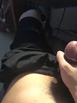 nghiensexhuhu online show from 04/08/26, 10:26