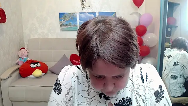 QUEEN02030 online show from 04/02/26, 07:39