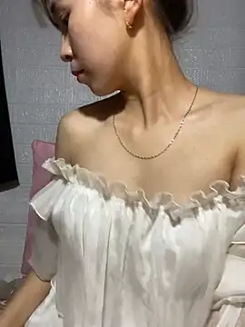 -Tini- online show from 03/30/26, 03:57